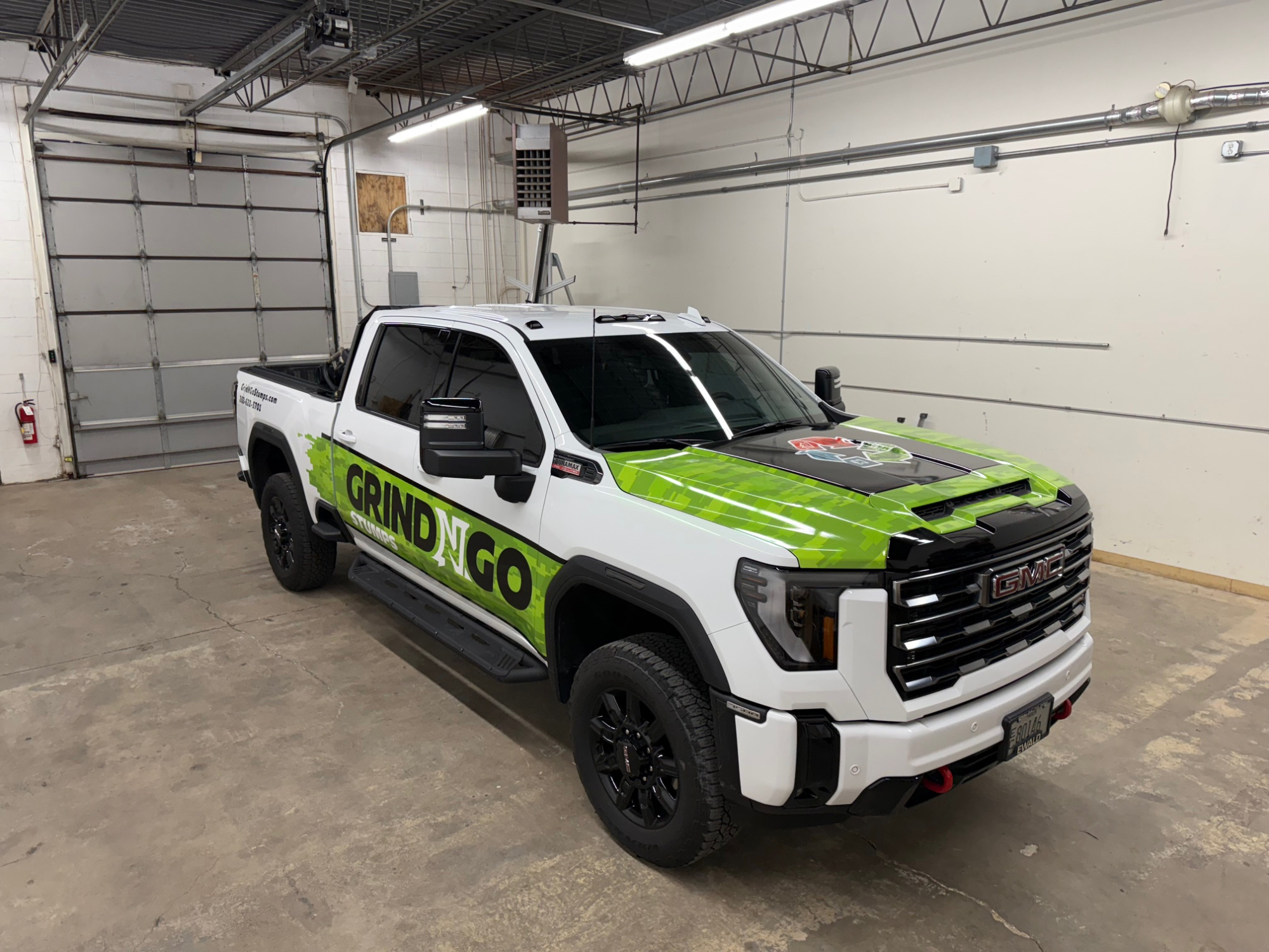 Grind N Go Partial Wrap