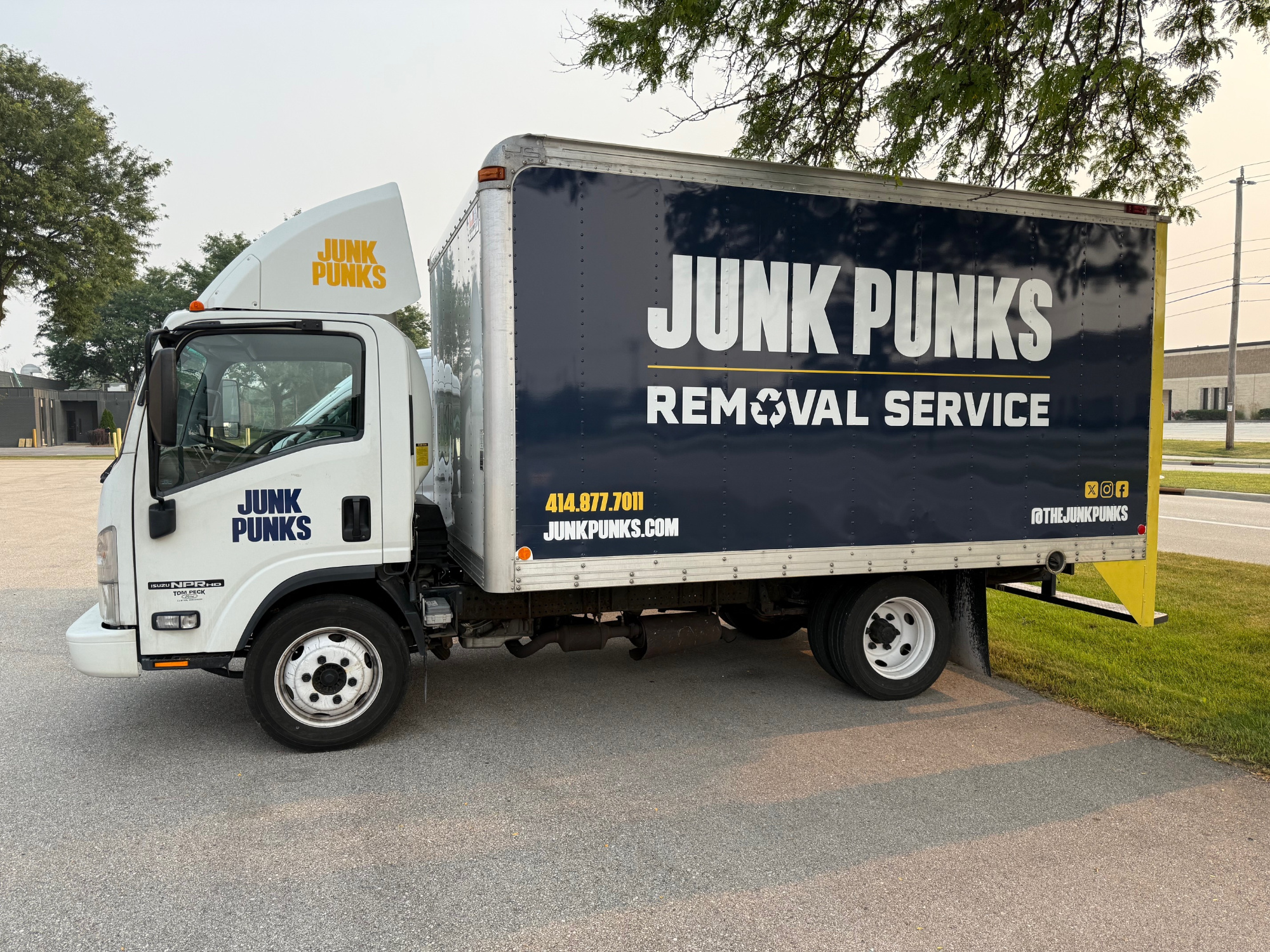 Junk Punks Box Truck